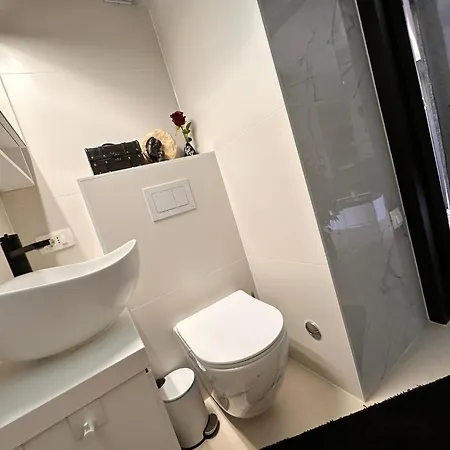 Fiorino By Interhome 아파트