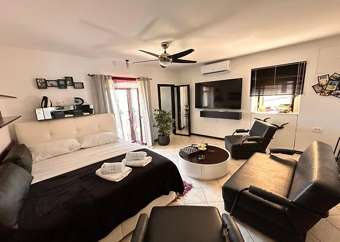 Fiorino By Interhome * Baška