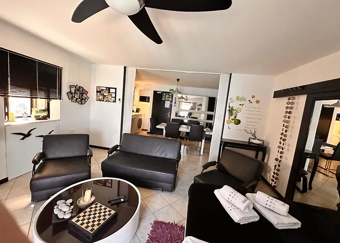 Fiorino By Interhome * Baška