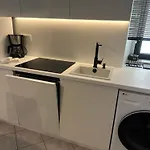 아파트 Fiorino By Interhome 바슈카
