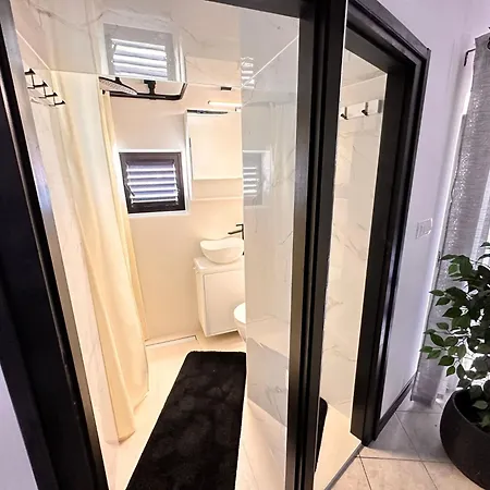Daire Fiorino By Interhome Baška